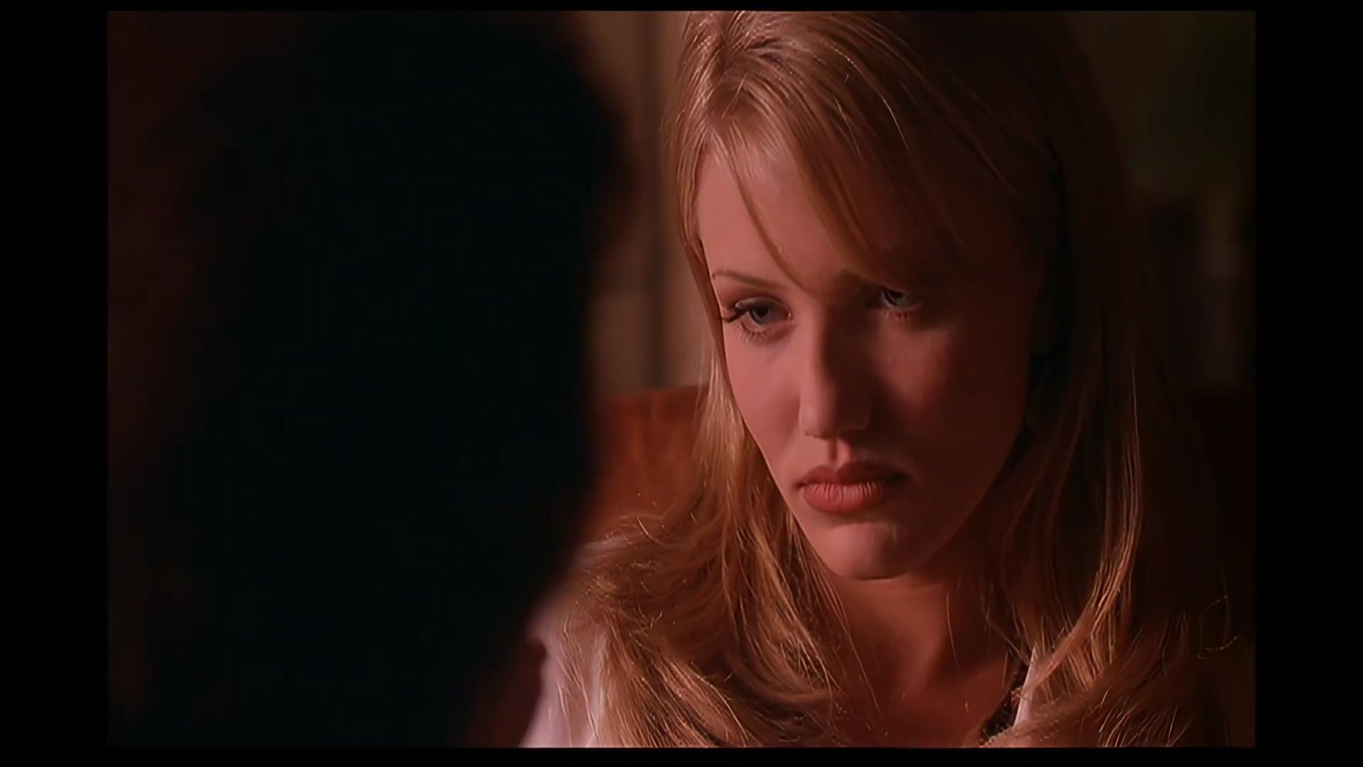 TheMaskFeaturette-IntroducingCameronDiaz-152.jpg