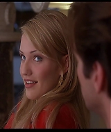 TheMaskFeaturette-IntroducingCameronDiaz-007.jpg