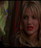 TheMaskFeaturette-IntroducingCameronDiaz-014.jpg