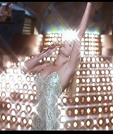 TheMaskFeaturette-IntroducingCameronDiaz-017.jpg