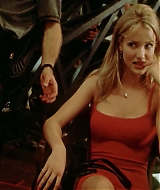 TheMaskFeaturette-IntroducingCameronDiaz-135.jpg