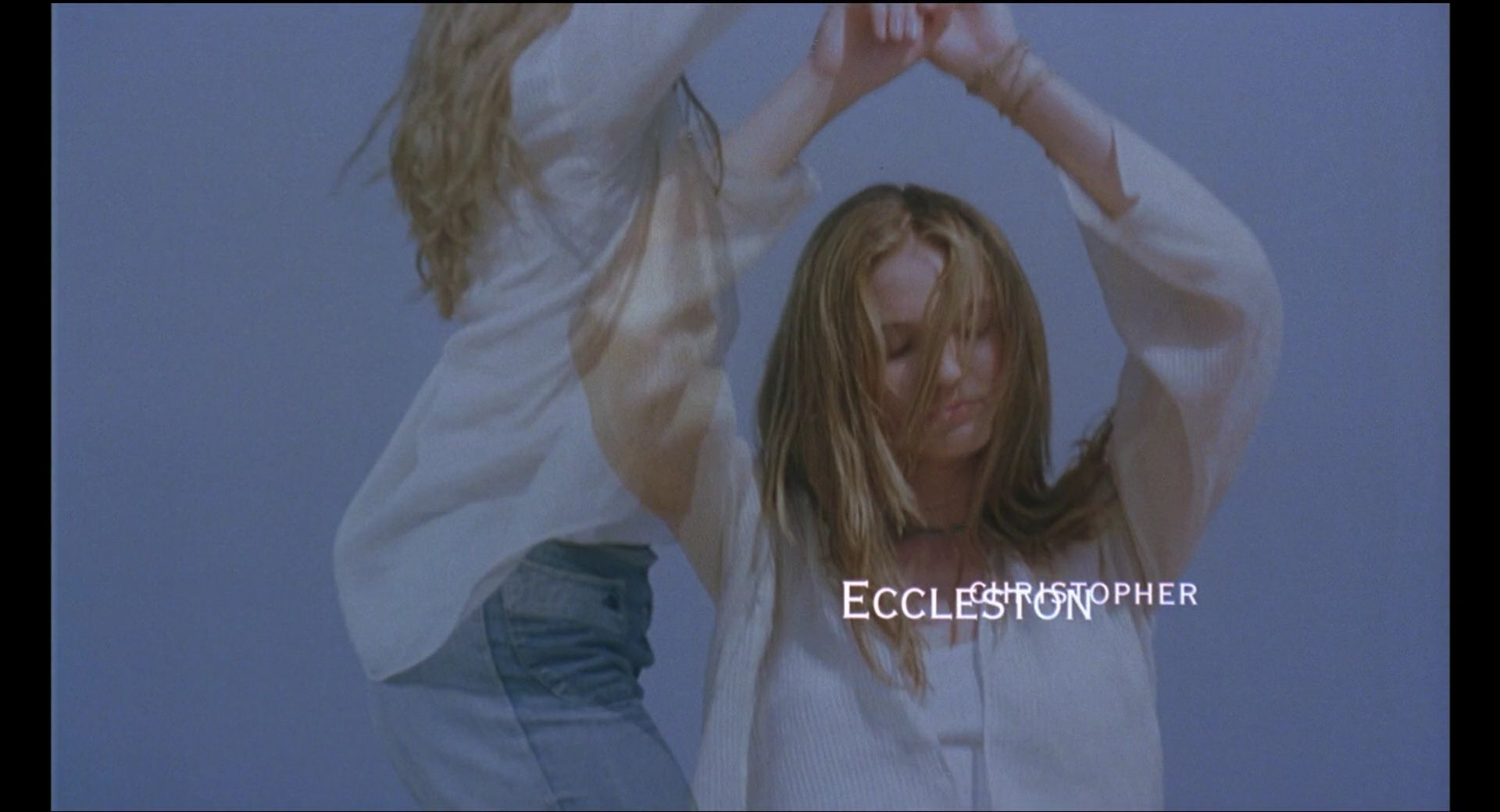 1999-TheInvisibleCircus-006.jpg