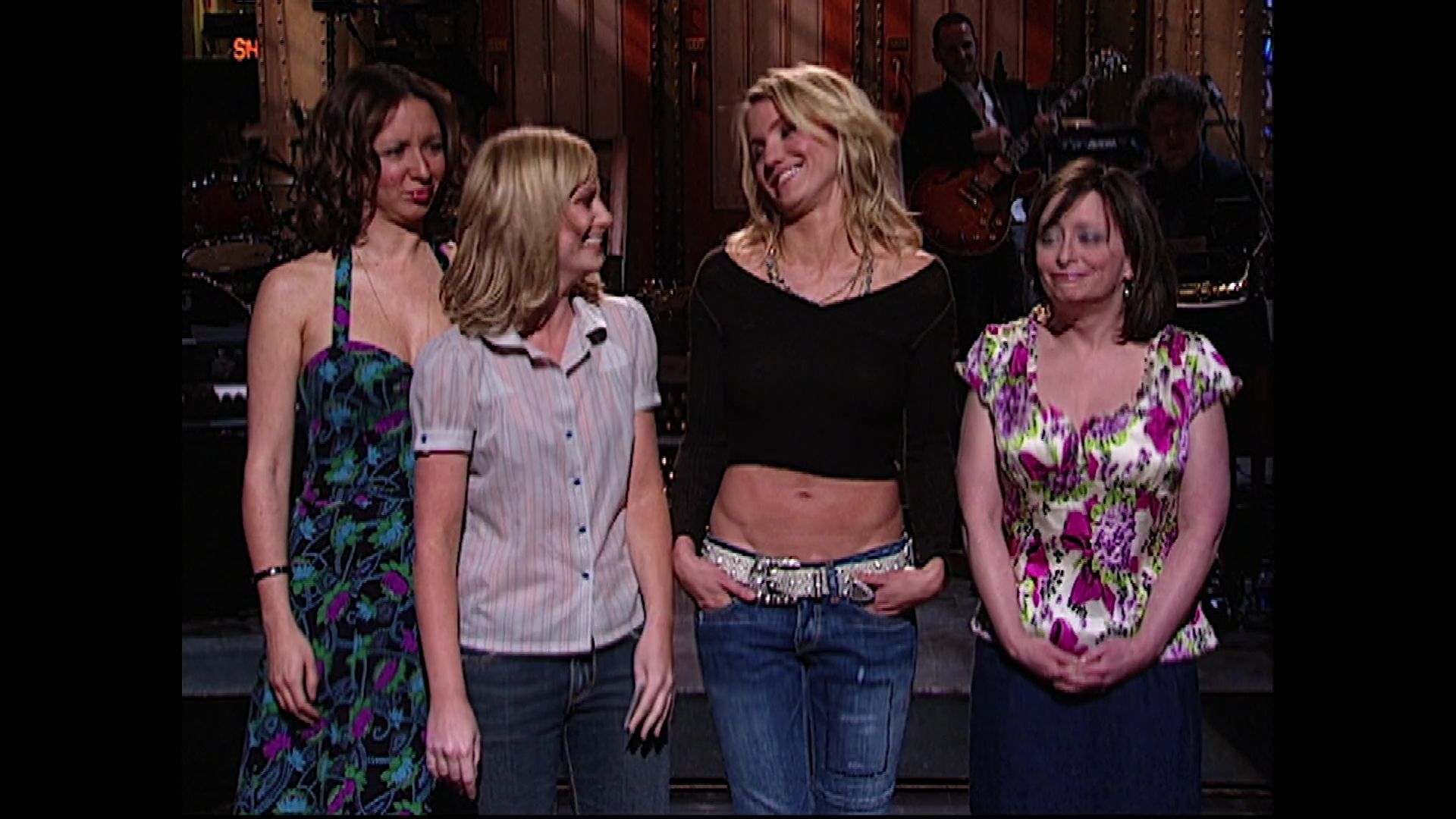 SNL-S30E16-158.jpg
